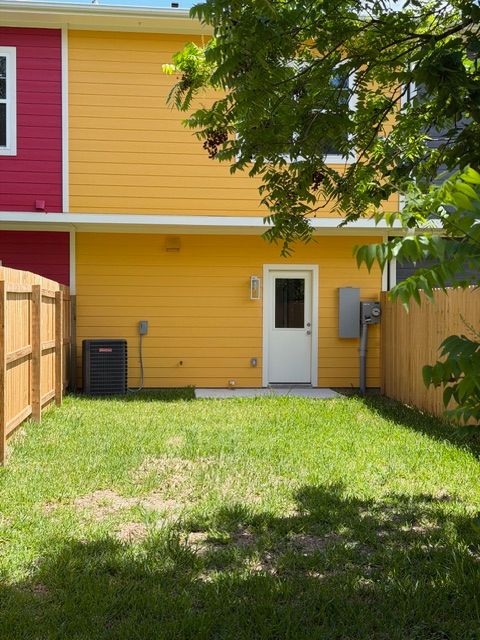 Tiny photo for 804 Parker Ave N, Bryan, TX 77803 (MLS # 26004470)