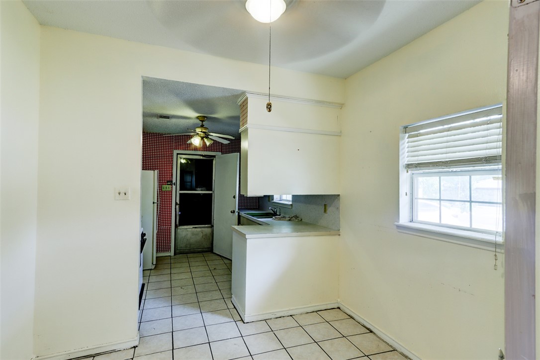 Bryan, Texas 77803, United States, 3 Bedrooms Bedrooms, ,2 BathroomsBathrooms,Residential,Active,200302