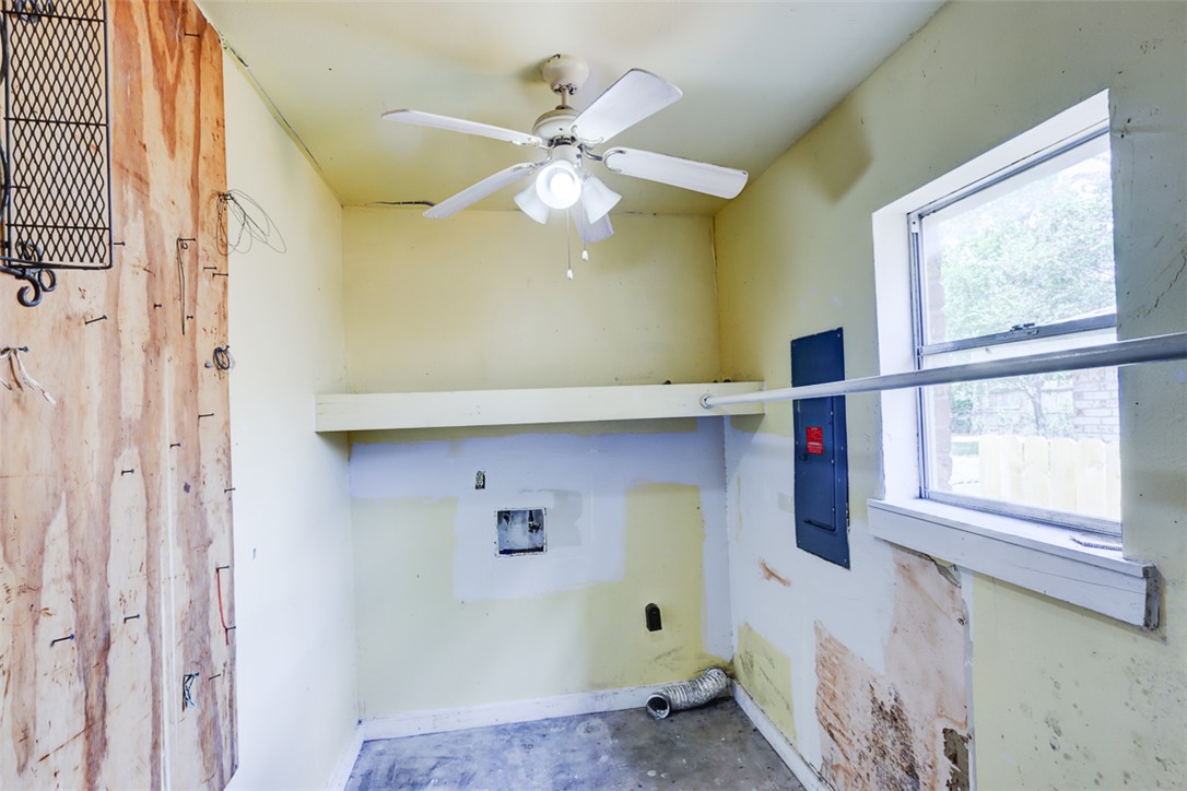 Bryan, Texas 77803, United States, 3 Bedrooms Bedrooms, ,2 BathroomsBathrooms,Residential,Active,200302