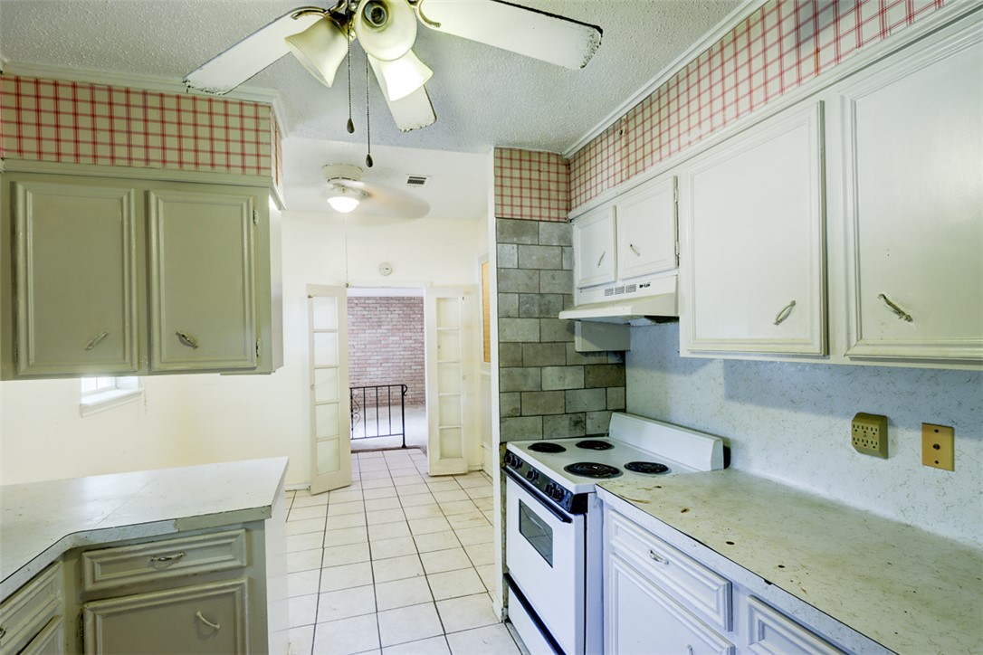 Bryan, Texas 77803, United States, 3 Bedrooms Bedrooms, ,2 BathroomsBathrooms,Residential,Active,200302