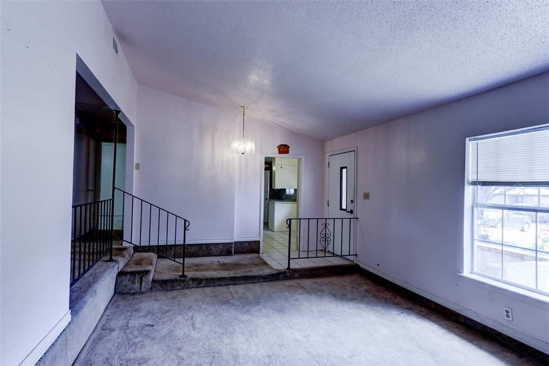 Bryan, Texas 77803, United States, 3 Bedrooms Bedrooms, ,2 BathroomsBathrooms,Residential,Active,200302