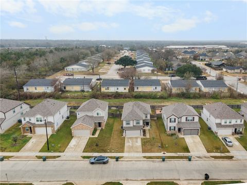 Tiny photo for 984 Crossing Drive, Bryan, TX 77803 (MLS # 26000970)