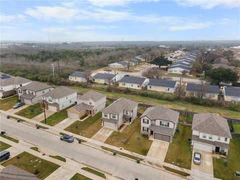 Tiny photo for 984 Crossing Drive, Bryan, TX 77803 (MLS # 26000970)