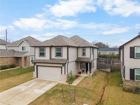 Tiny photo for 984 Crossing Drive, Bryan, TX 77803 (MLS # 26000970)