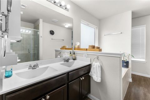 Tiny photo for 984 Crossing Drive, Bryan, TX 77803 (MLS # 26000970)