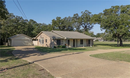 10514 Timberidge Drive College Station TX 77845