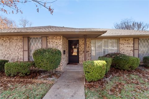 Tiny photo for 814 Madrid Drive, Other, TX 75116 (MLS # 26000132)