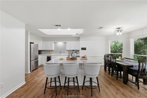 Tiny photo for 2507 Faulkner Drive, College Station, TX 77845 (MLS # 26005478)