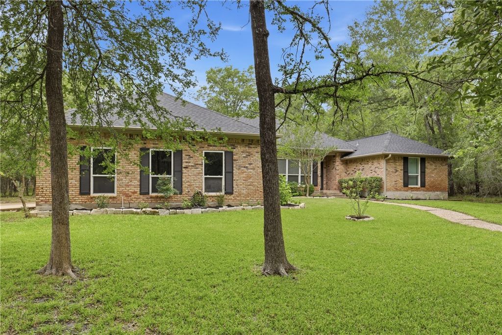 Photo of 2507 Faulkner Drive, College Station, TX 77845 (MLS # 26005478)