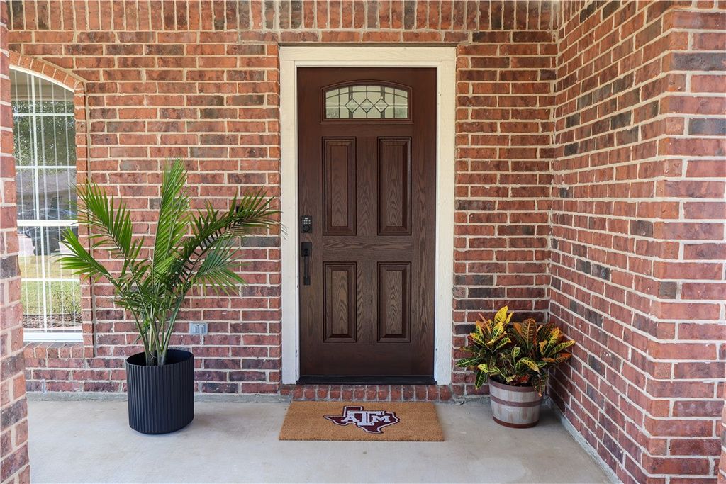 Photo of 905 Whitewing Lane, College Station, TX 77845 (MLS # 25011165)