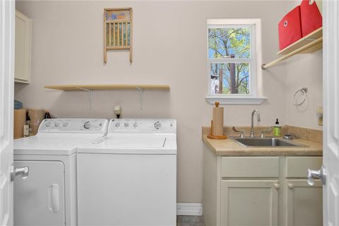 Tiny photo for 17174 Tierra Buena Drive, Plantersville, TX 77363 (MLS # 26003911)