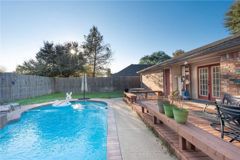 Tiny photo for 106 N Hills Circle, Franklin, TX 77856 (MLS # 25012443)