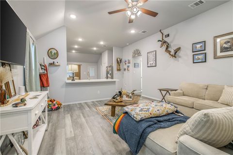 Tiny photo for 2850 Messenger Way, Bryan, TX 77803 (MLS # 26005344)