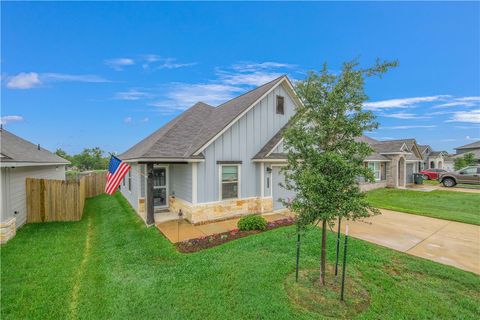 Photo of 2850 Messenger Way, Bryan, TX 77803 (MLS # 26005344)