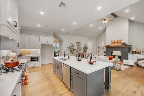 Tiny photo for 5529 Woodland Park Drive, College Station, TX 77845 (MLS # 25011167)