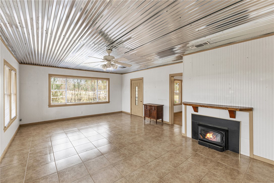 195 L County Road 852