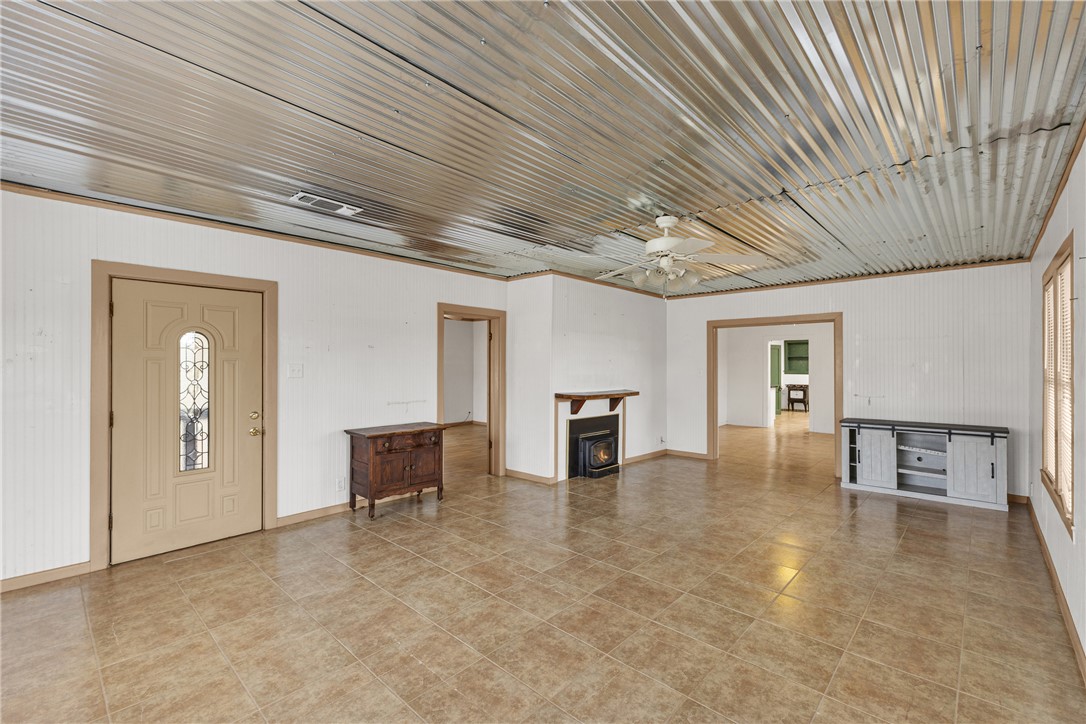 195 L County Road 852