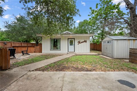 Tiny photo for 1520 Baker Avenue, Bryan, TX 77803 (MLS # 26006040)