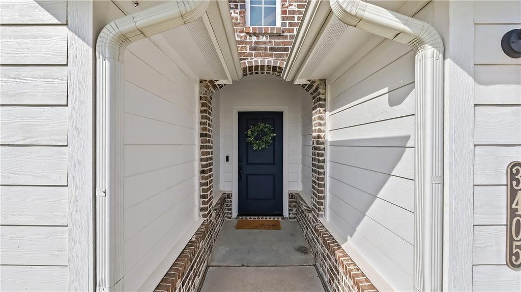 Photo of 3405 Omaha Court, Bryan, TX 77808 (MLS # 26009889)