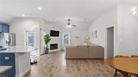 Tiny photo for 3405 Omaha Court, Bryan, TX 77808 (MLS # 26009889)