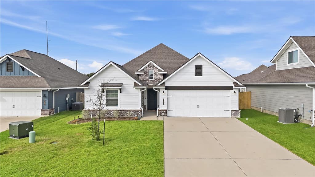 Photo of 3405 Omaha Court, Bryan, TX 77808 (MLS # 26009889)
