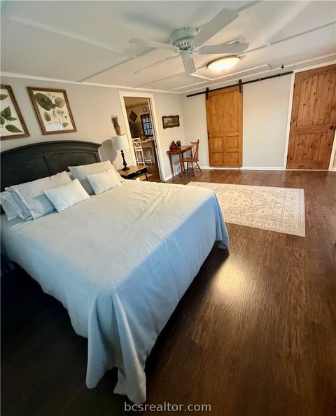 Tiny photo for 401 Chinaberry Lane, Somerville, TX 77879 (MLS # 26005974)