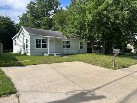 Tiny photo for 915 W 28th Street, Bryan, TX 77803 (MLS # 26006530)