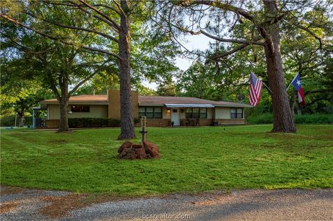 Tiny photo for 23 Casper Place, Hilltop Lakes, TX 77871 (MLS # 26004922)