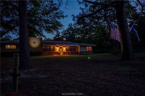 Tiny photo for 23 Casper Place, Hilltop Lakes, TX 77871 (MLS # 26004922)