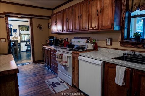 Tiny photo for 23 Casper Place, Hilltop Lakes, TX 77871 (MLS # 26004922)