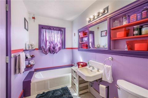 Tiny photo for 706 Edgemore Drive, Bryan, TX 77802 (MLS # 26002511)