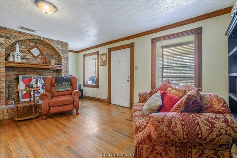 Tiny photo for 706 Edgemore Drive, Bryan, TX 77802 (MLS # 26002511)