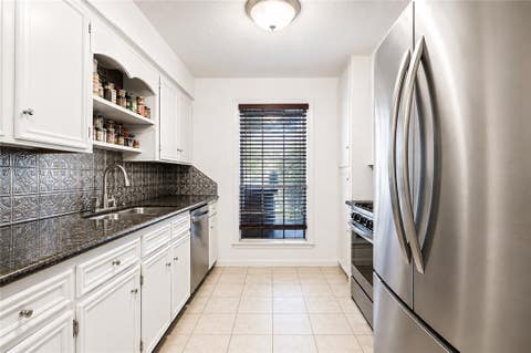 Tiny photo for 1614 Luza Street, Bryan, TX 77802 (MLS # 26010010)