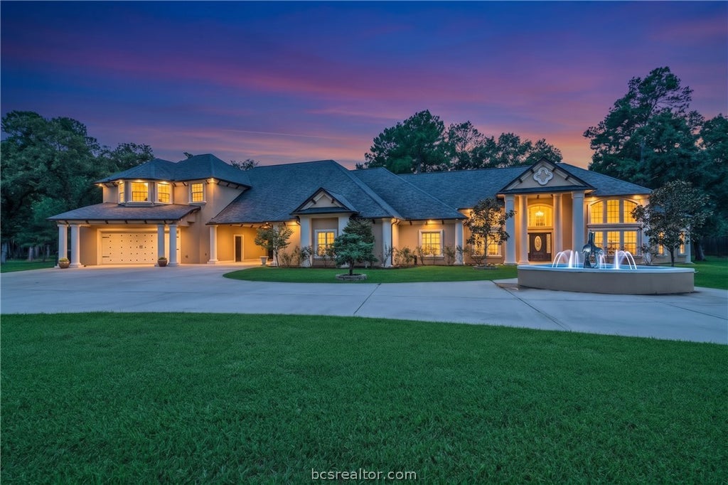 Photo of 32660 Willow Bend Road, Waller, TX 77484 (MLS # 26011686)