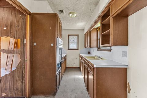 Tiny photo for 3003 Kim Street, Bryan, TX 77803 (MLS # 26002077)