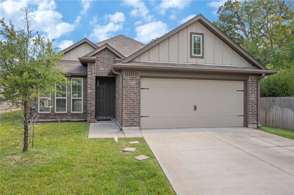 Photo of 3700 McKenzie Street, Bryan, TX 77803 (MLS # 25010346)