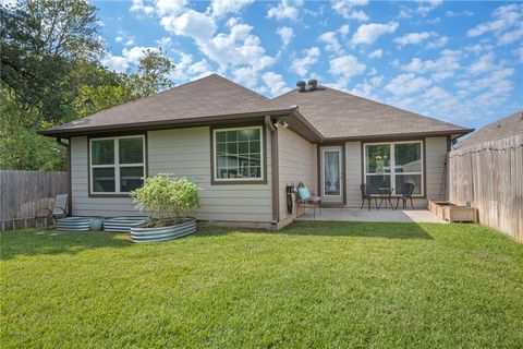 Tiny photo for 3700 McKenzie Street, Bryan, TX 77803 (MLS # 25010346)