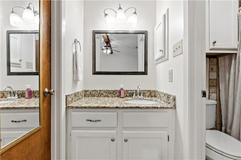 Tiny photo for 1904 Dartmouth Street #Q4, College Station, TX 77840 (MLS # 26004419)