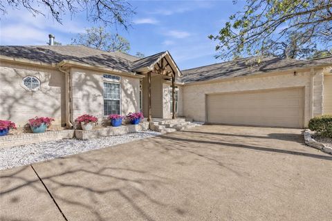 Tiny photo for 22 Golfview Drive, Hilltop Lakes, TX 77871 (MLS # 26003448)