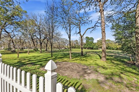 Tiny photo for 22 Golfview Drive, Hilltop Lakes, TX 77871 (MLS # 26003448)