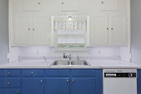 Tiny photo for 802 Ave A, Other, TX 76689 (MLS # 26006269)
