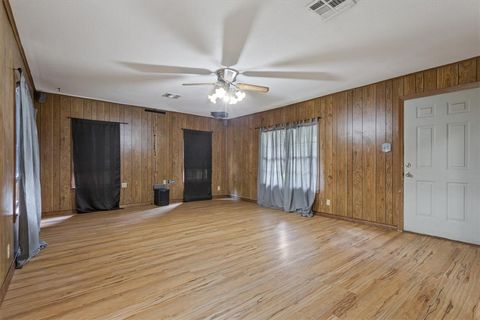 Tiny photo for 802 Ave A, Other, TX 76689 (MLS # 26006269)