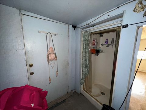 Tiny photo for 410 E 7th Street, Hearne, TX 77859 (MLS # 25009805)
