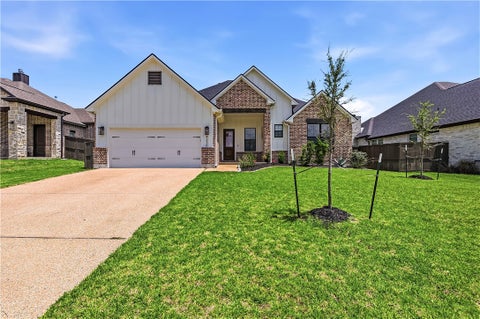 Photo of 4330 Fox River Lane, Bryan, TX 77802 (MLS # 26006353)