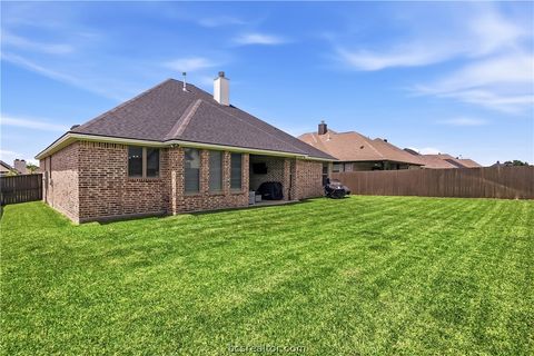 Tiny photo for 4330 Fox River Lane, Bryan, TX 77802 (MLS # 26006353)