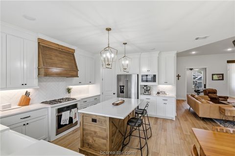 Tiny photo for 4330 Fox River Lane, Bryan, TX 77802 (MLS # 26006353)