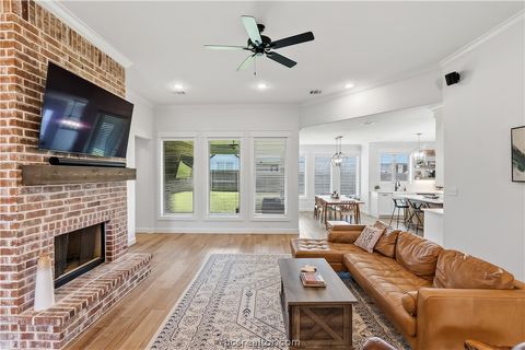 Tiny photo for 4330 Fox River Lane, Bryan, TX 77802 (MLS # 26006353)