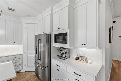 Tiny photo for 4330 Fox River Lane, Bryan, TX 77802 (MLS # 26006353)