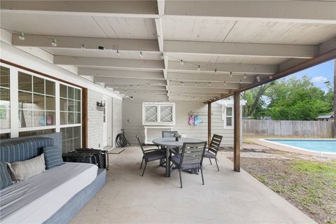 Tiny photo for 2802 Woodmeadow Drive, Bryan, TX 77802 (MLS # 26005656)