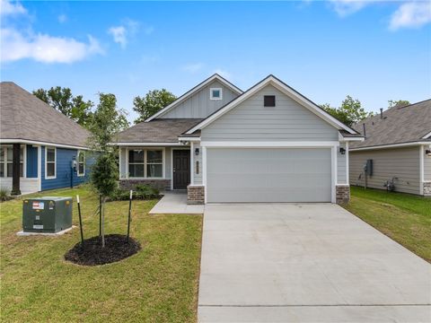 Photo of 1643 Lucky Street, Bryan, TX 77803 (MLS # 26003192)